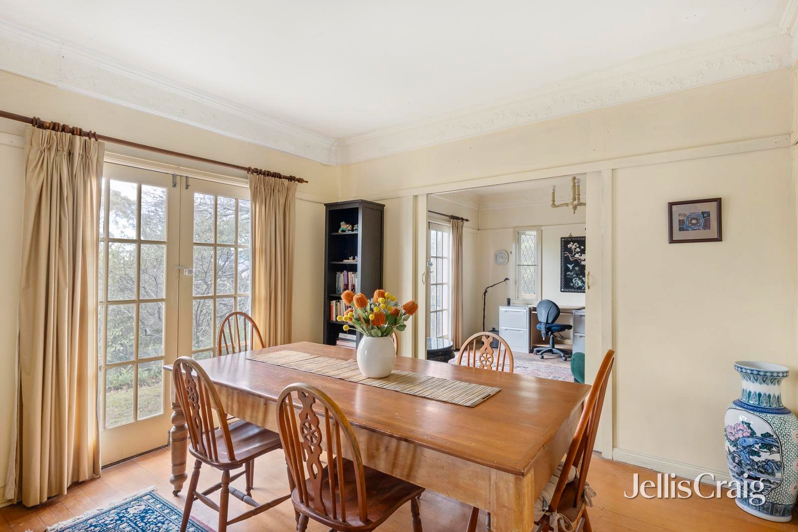 35 Stirling Road, Croydon image 5