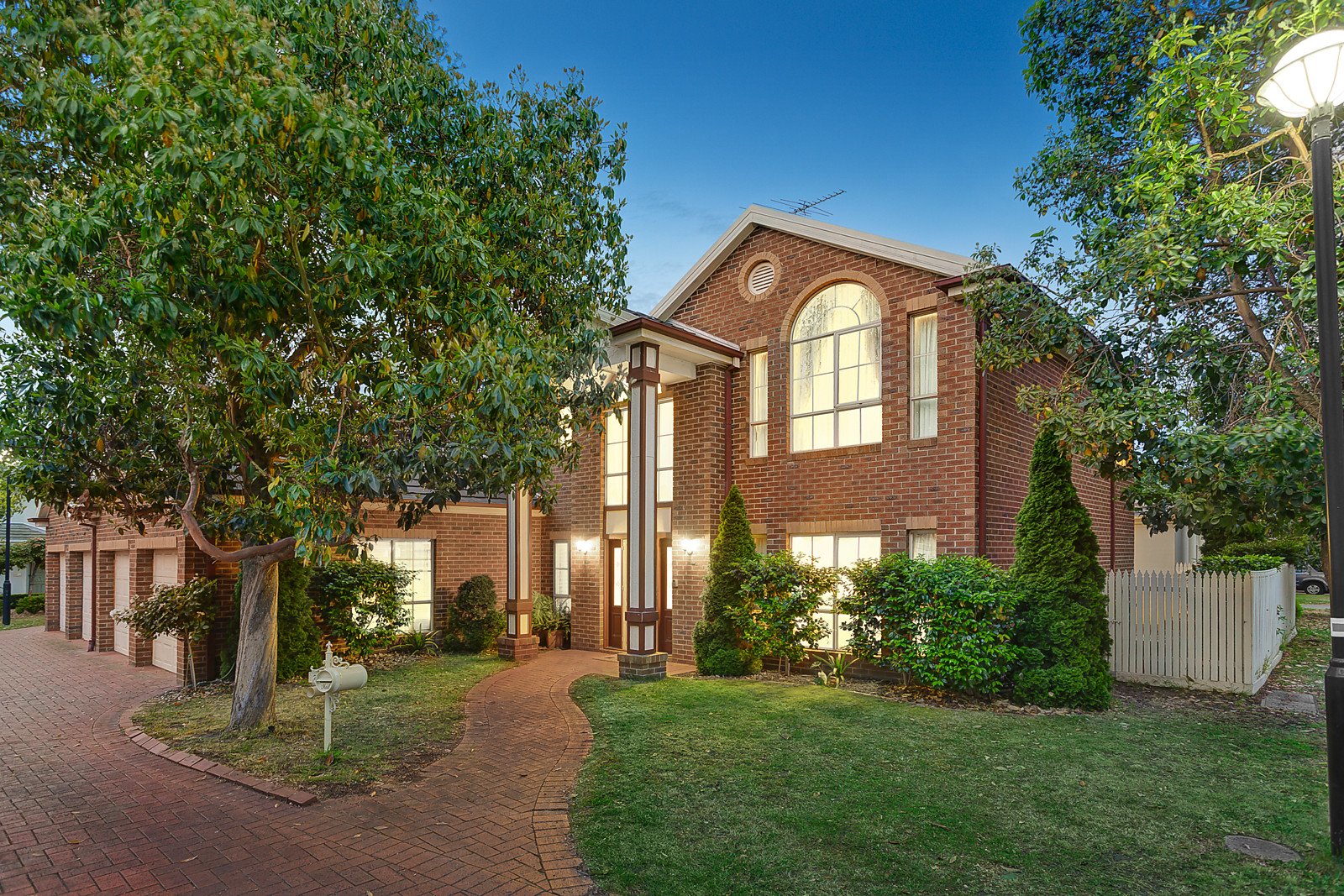 35 Sunrise Crescent, Templestowe Lower image 1