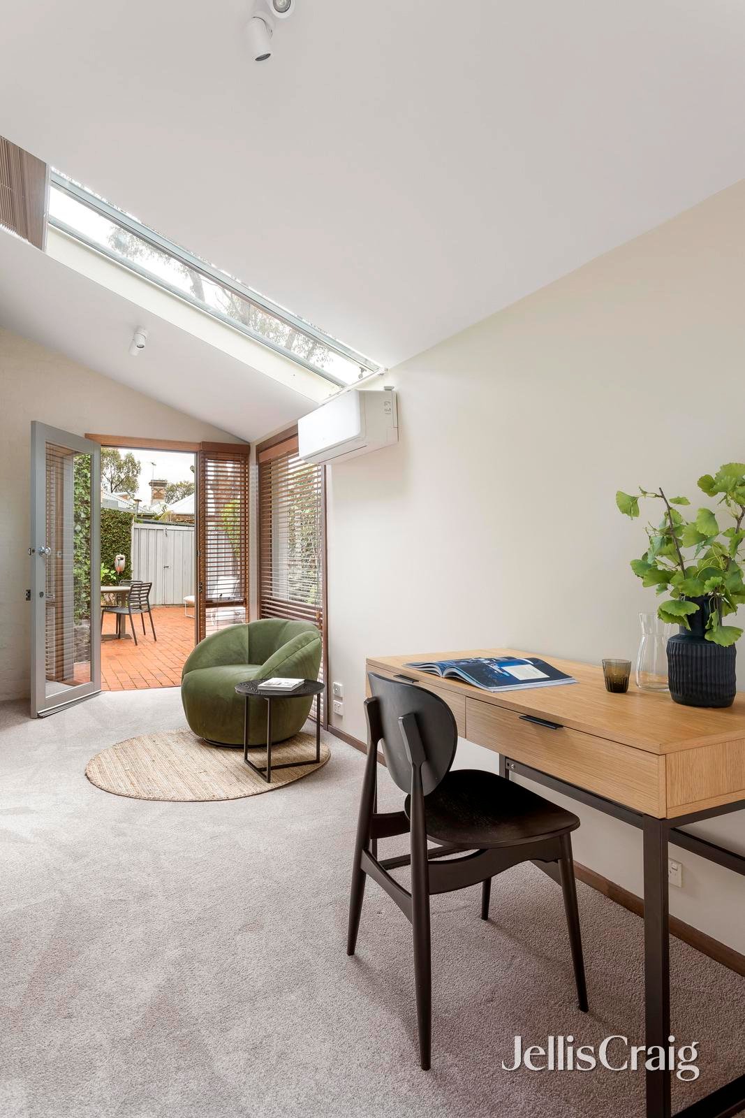 35 Trenerry Crescent, Abbotsford image 10