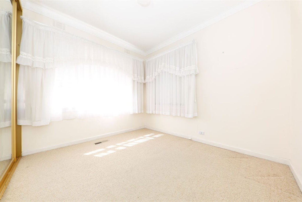 35 Virginia Street, Mount&nbsp;Waverley image 10