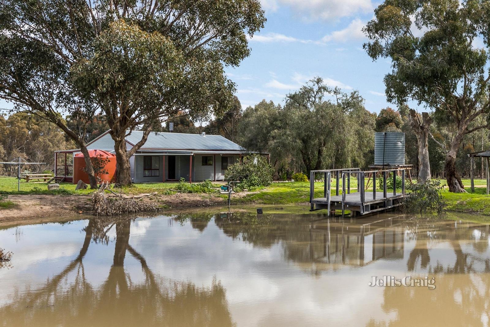 35 Waldron's Lane, Maldon image 1