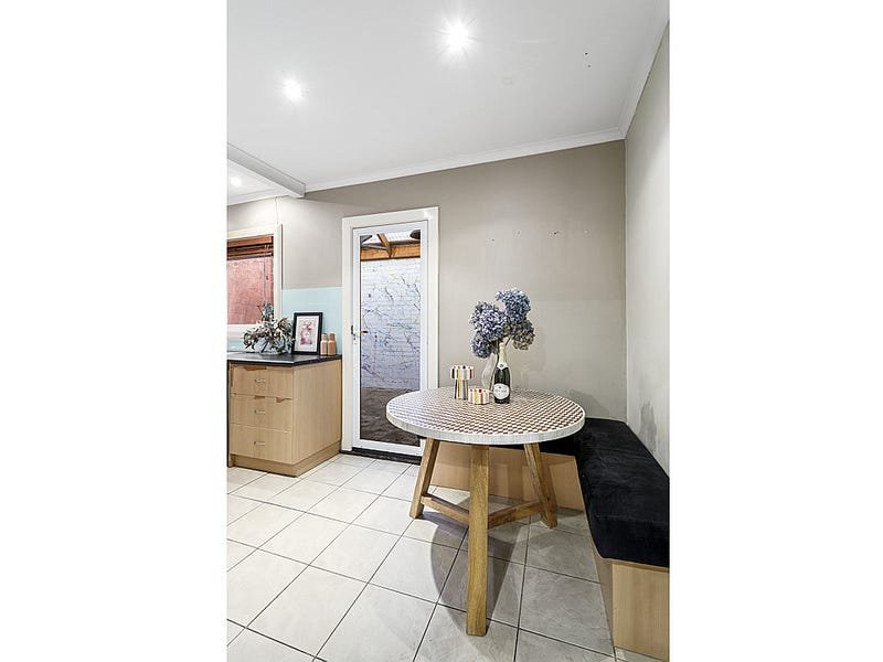 Property Gallery Thumbnail 7