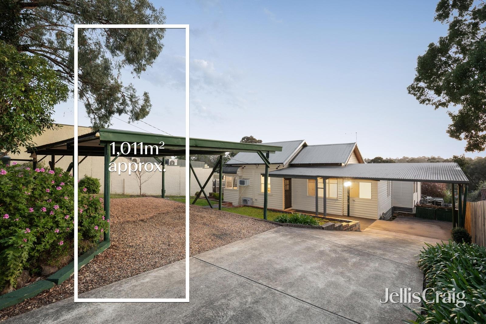 35 Williams Road, Briar&nbsp;Hill image 1