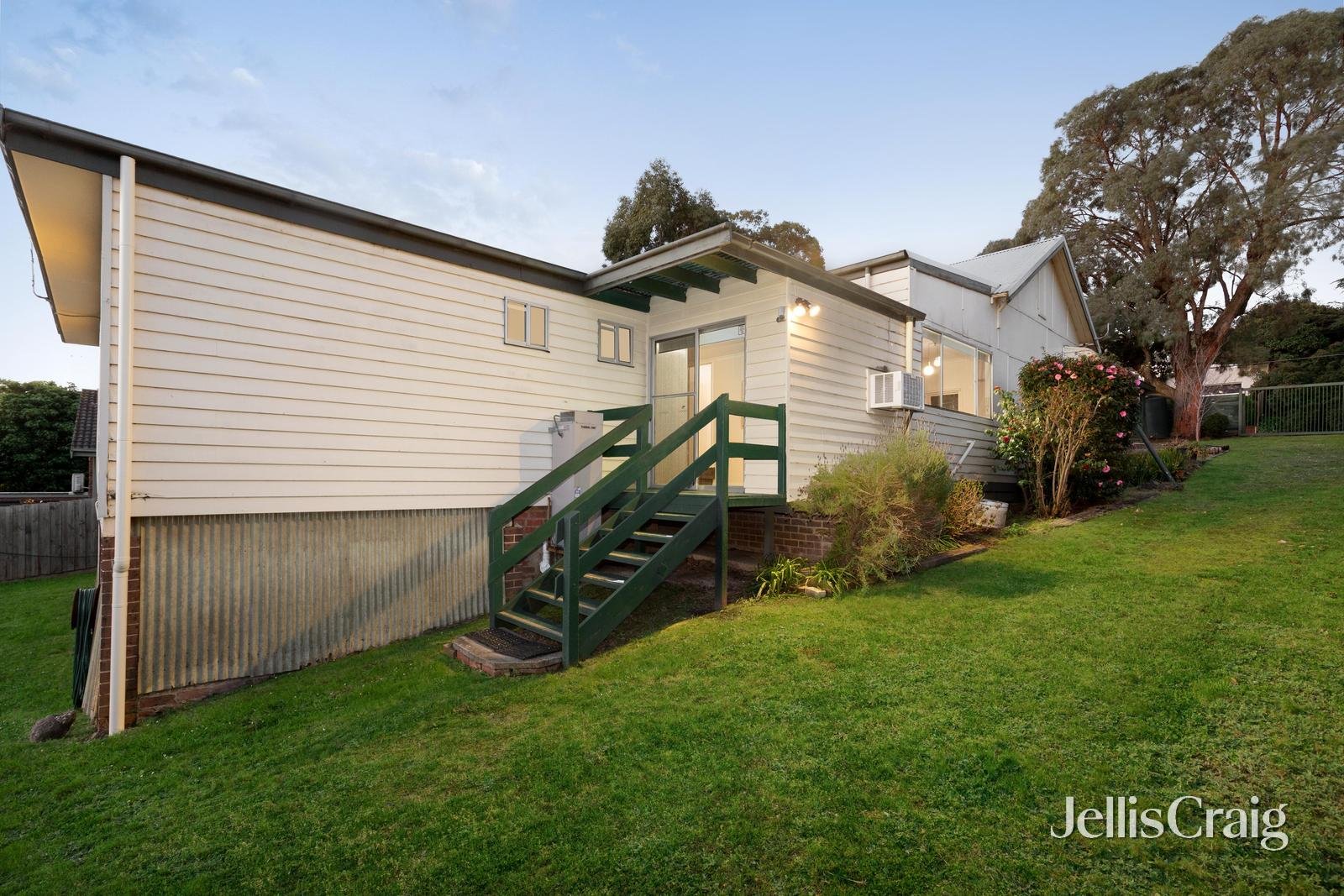 35 Williams Road, Briar&nbsp;Hill image 16