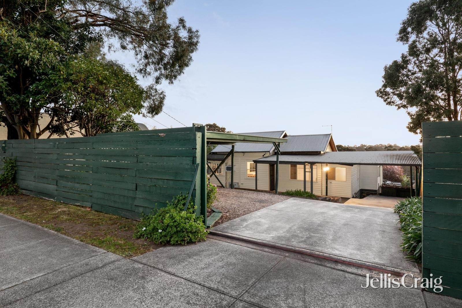 35 Williams Road, Briar&nbsp;Hill image 19