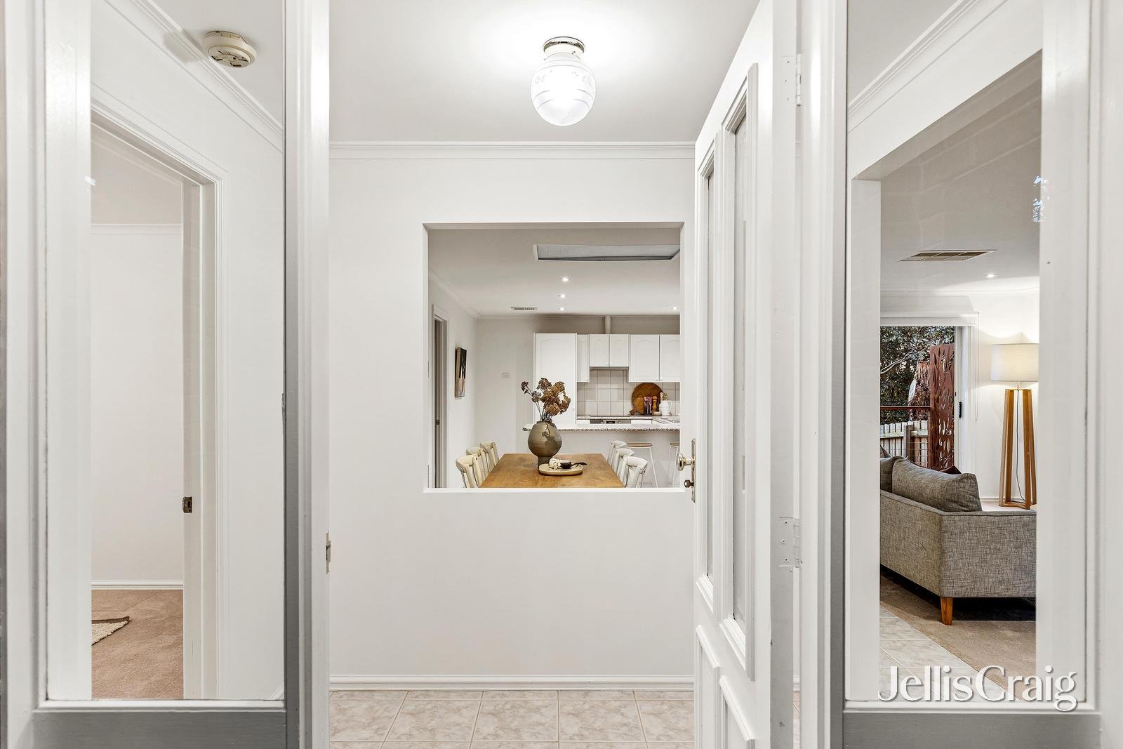 3/5 Wilson Avenue, Montmorency image 2
