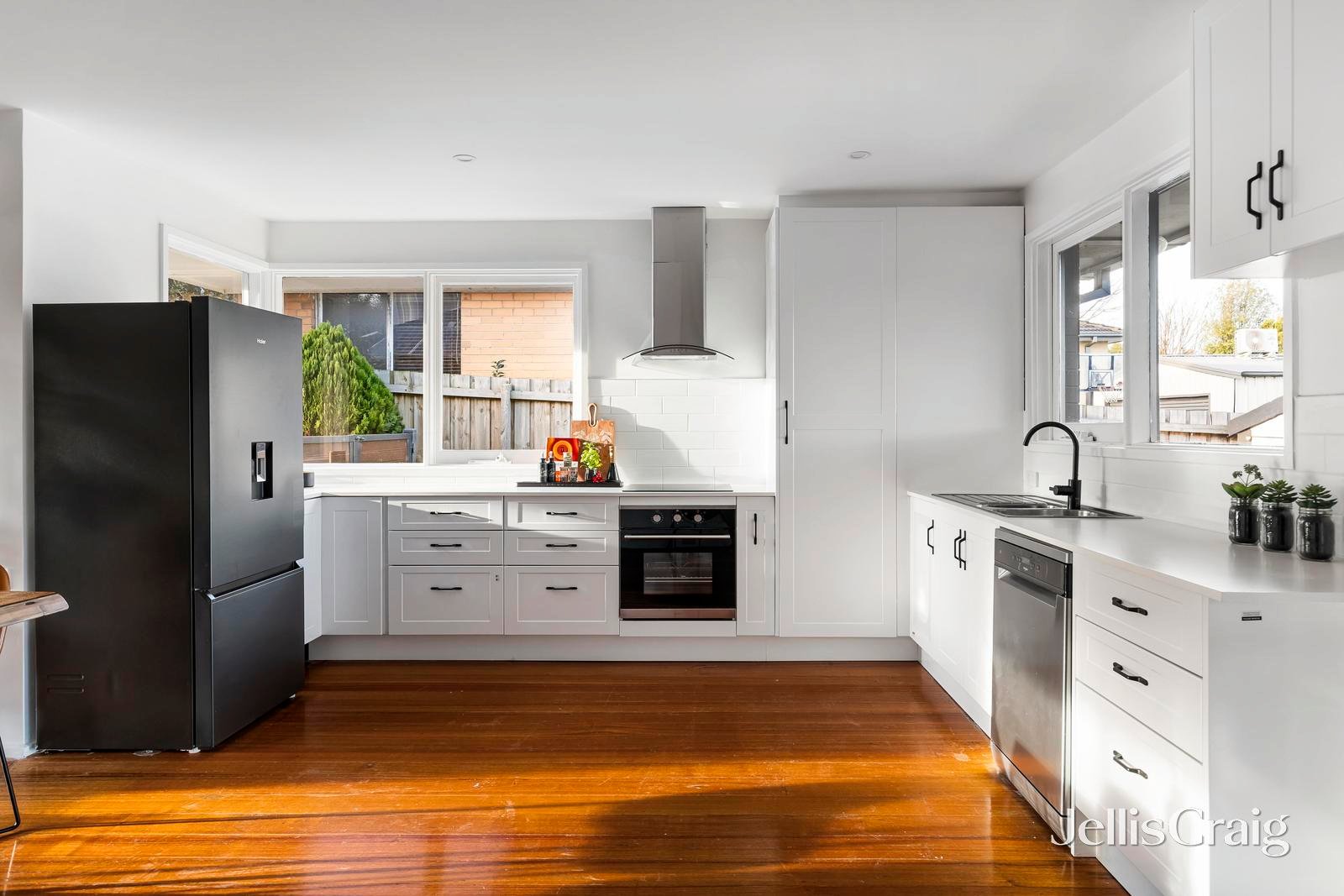 35 Yerrawa Drive, Watsonia image 9