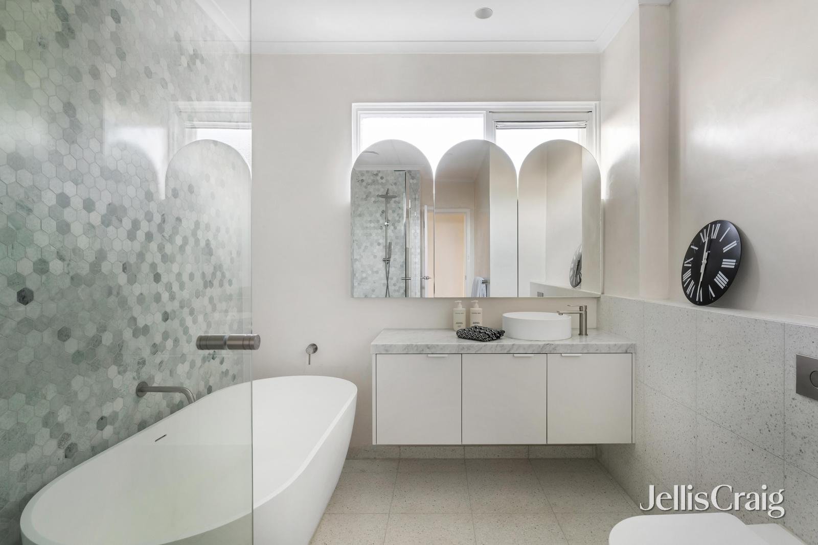 3/50 Grange Road, Toorak image 9