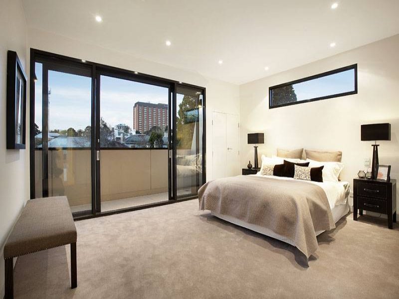 Property Gallery Thumbnail 6