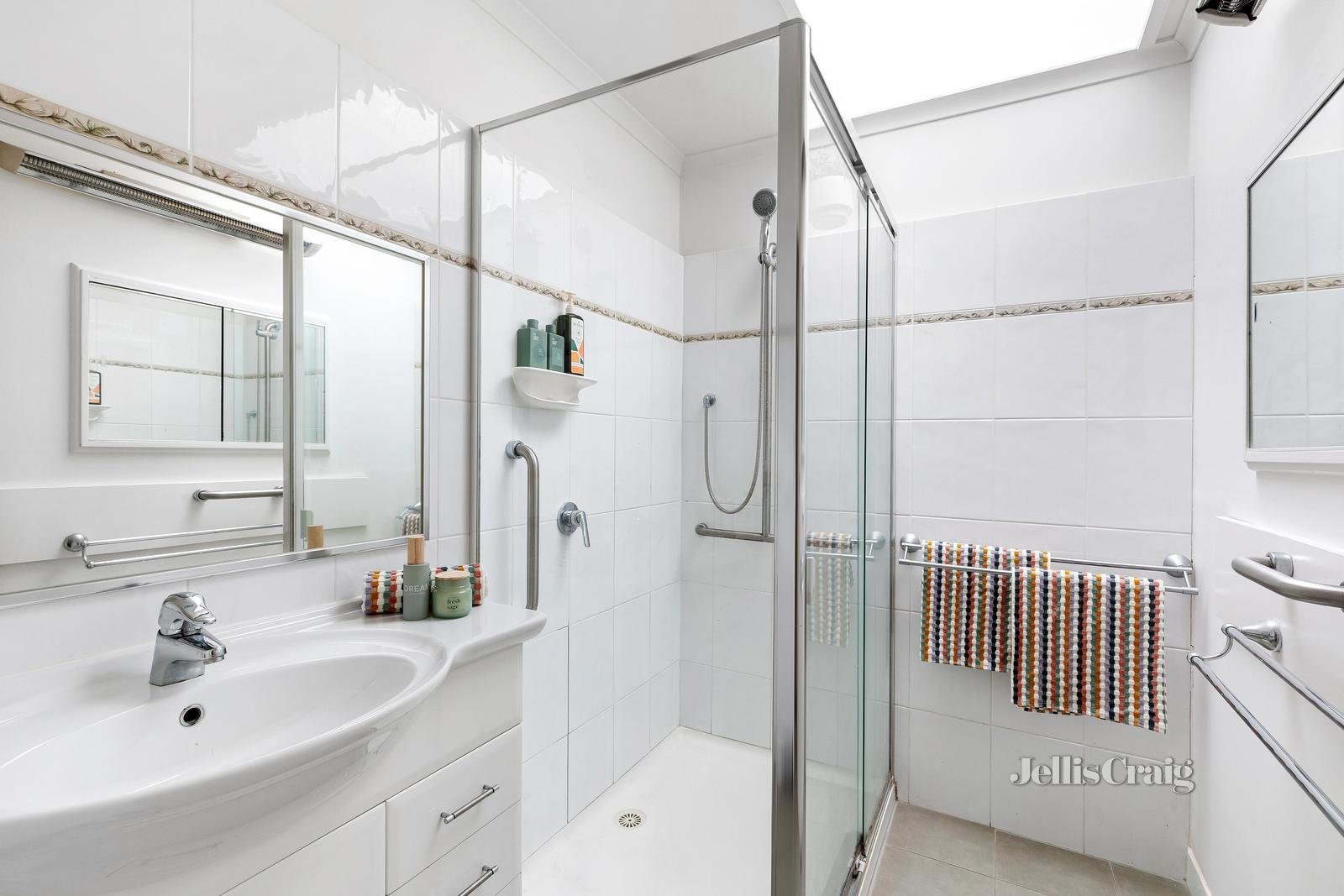 3/50 Scotland Avenue, Greensborough image 11