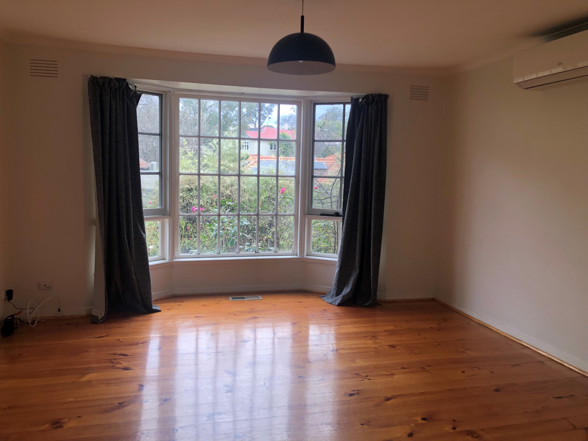 Property Gallery Thumbnail 2