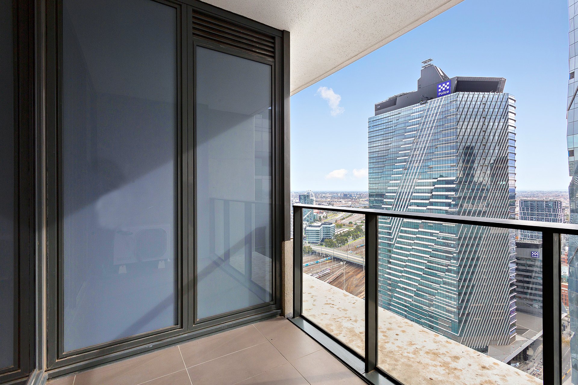 3501S/220 Spencer Street, Melbourne image 1