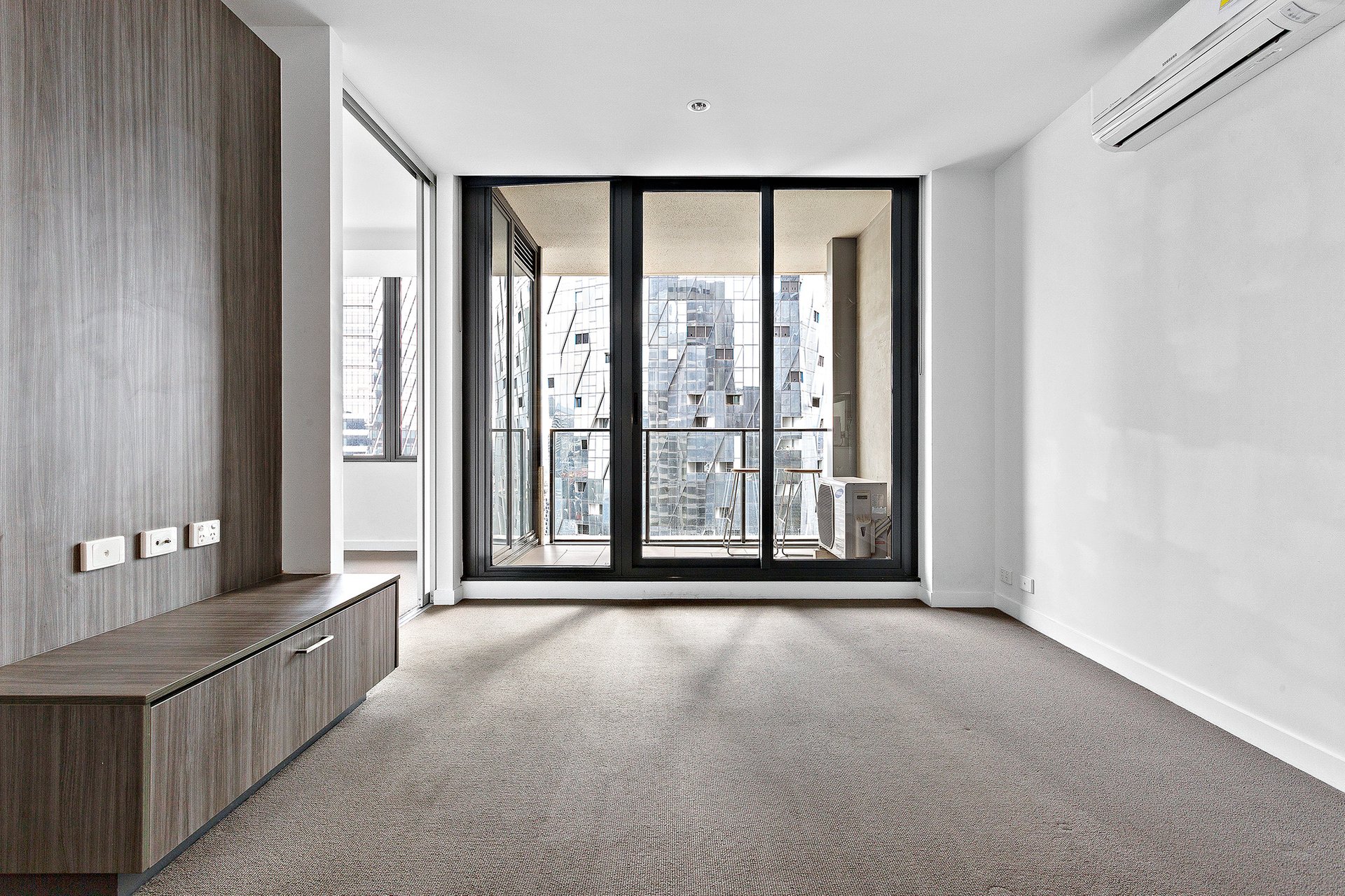 3501S/220 Spencer Street, Melbourne image 2