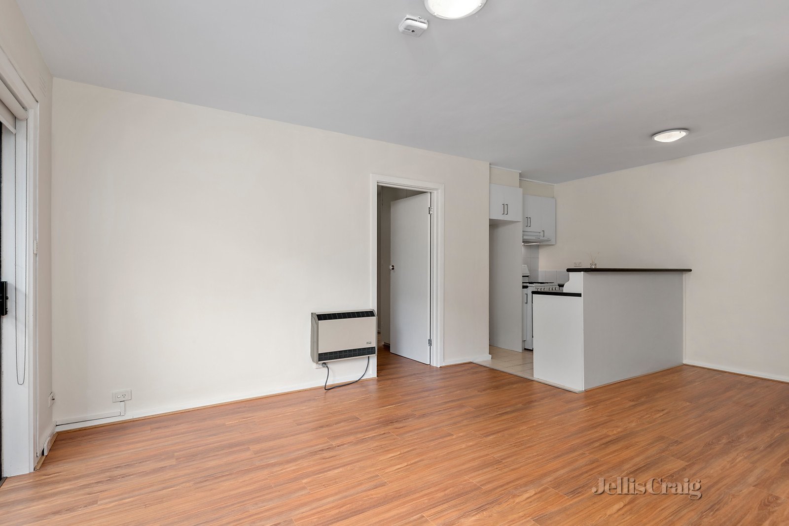 3/51 Bignell Street, Flemington image 4