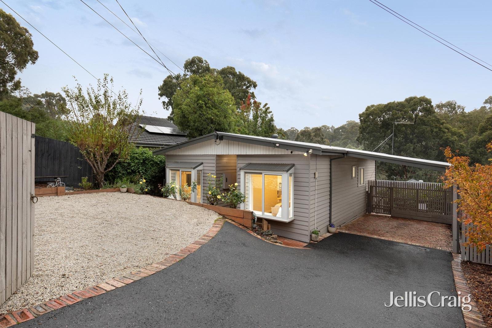 351 Main Road, Montmorency image 1