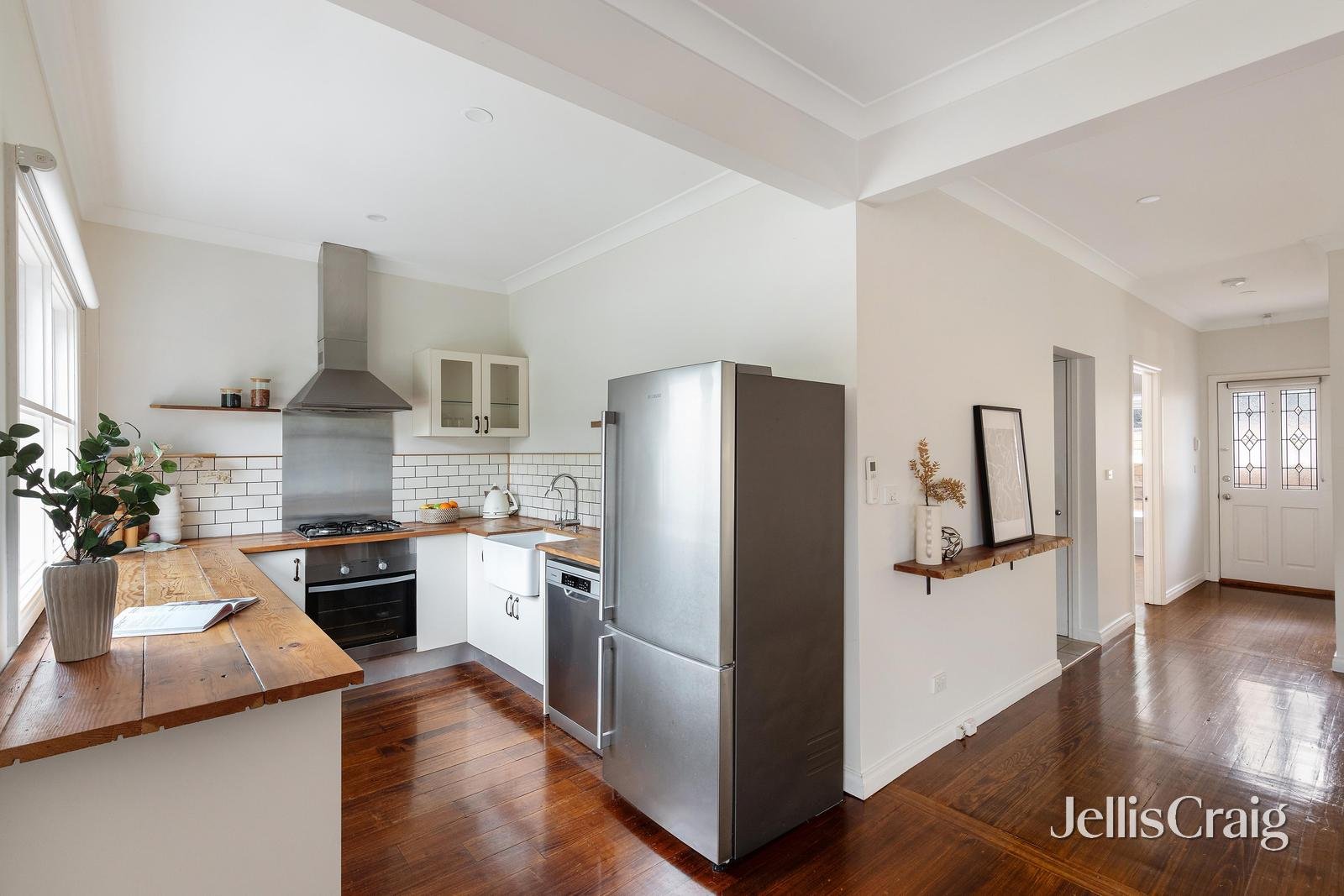351 Main Road, Montmorency image 7