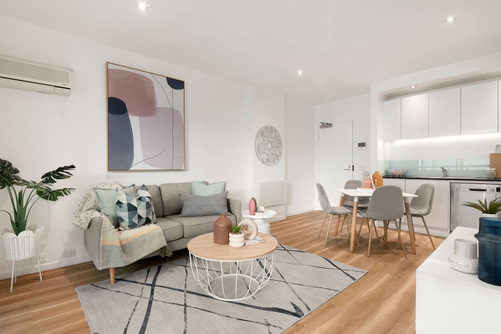 35/174 Esplanade East, Port Melbourne image 2