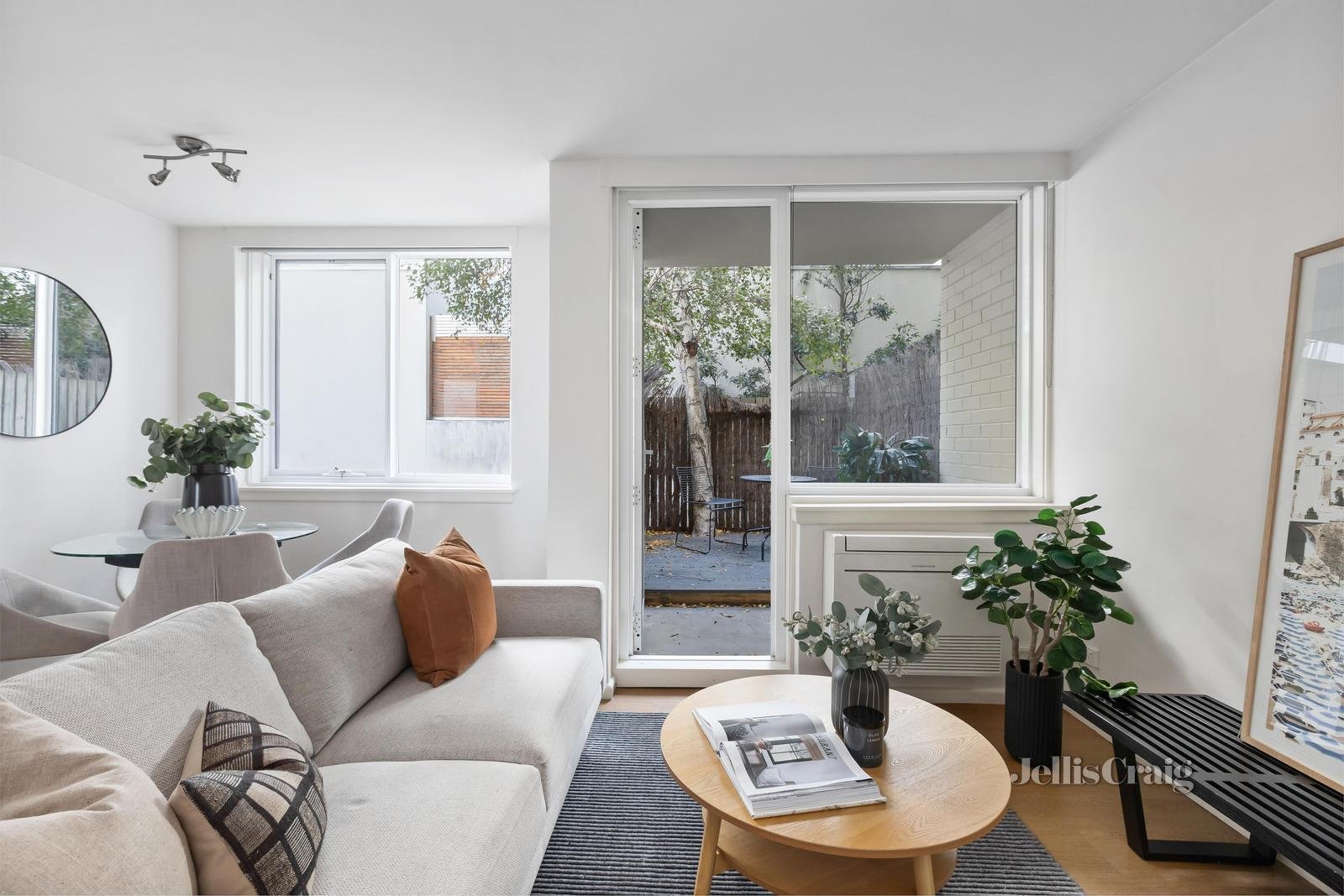 3/52 Arthur Street, South Yarra image 2