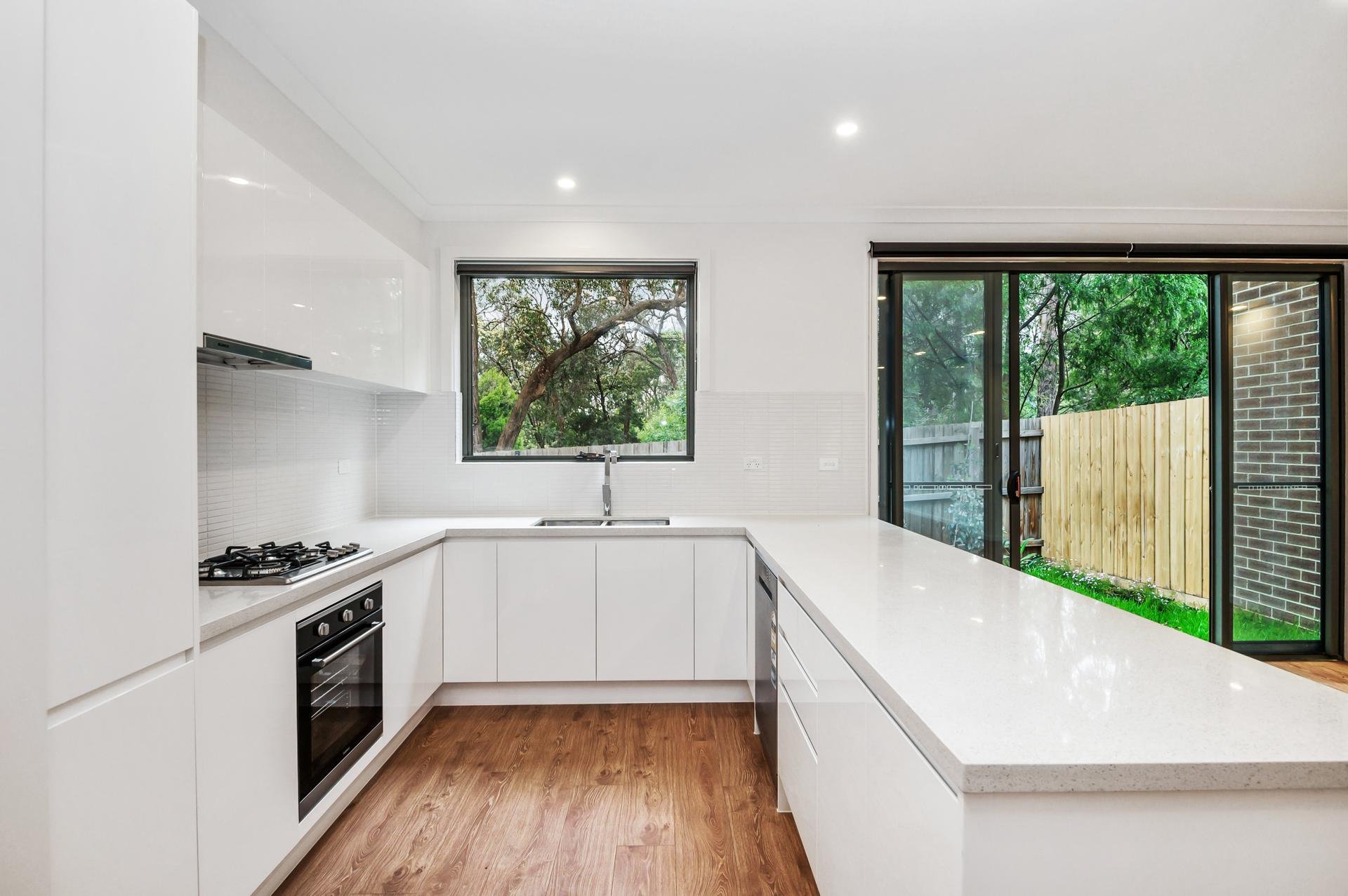 3/52 Hawthory Road, Kilsyth image 2