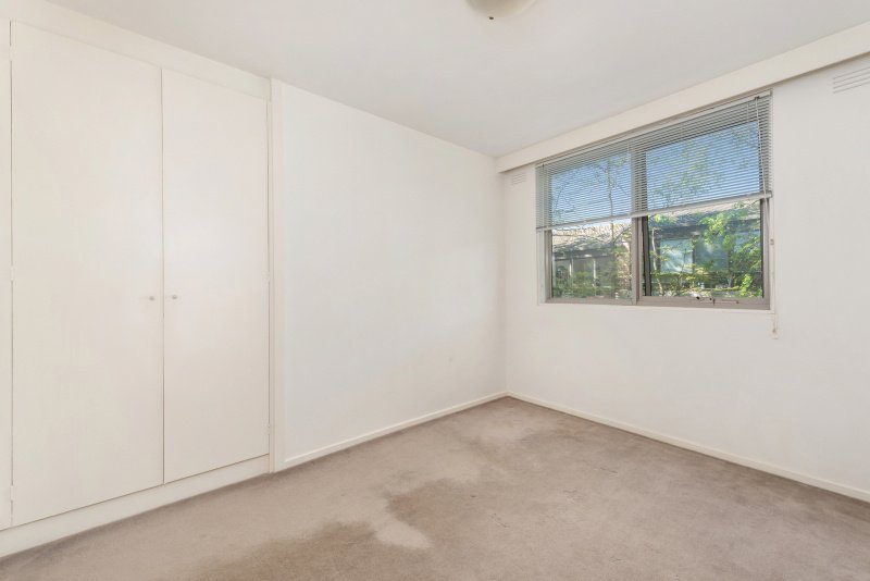 3 / 521 Royal Parade PARKVILLE, VIC 3052