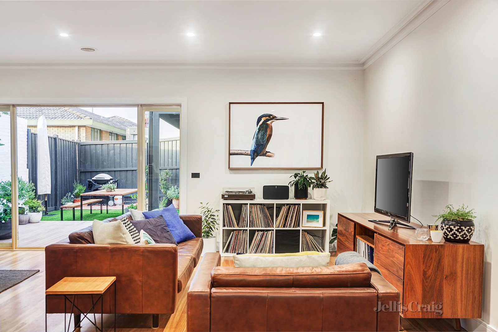 3/53 Collins Street, Thornbury image 4