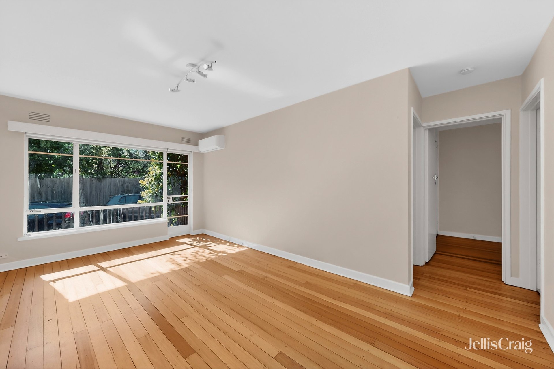 3/53 Grove Road, Hawthorn image 2