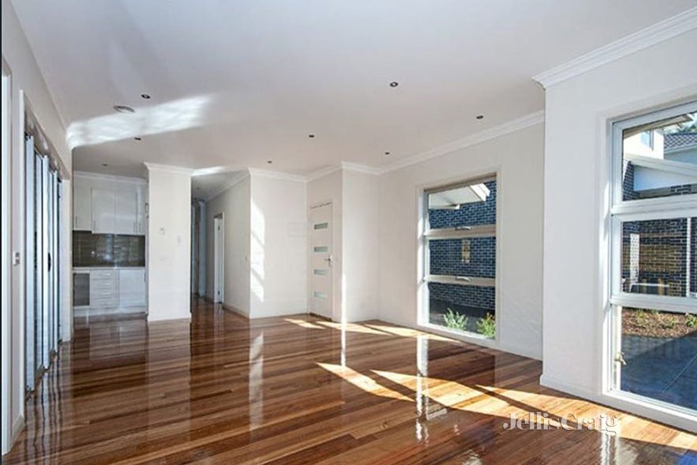 3/53 Lorimer Street, Greensborough image 3