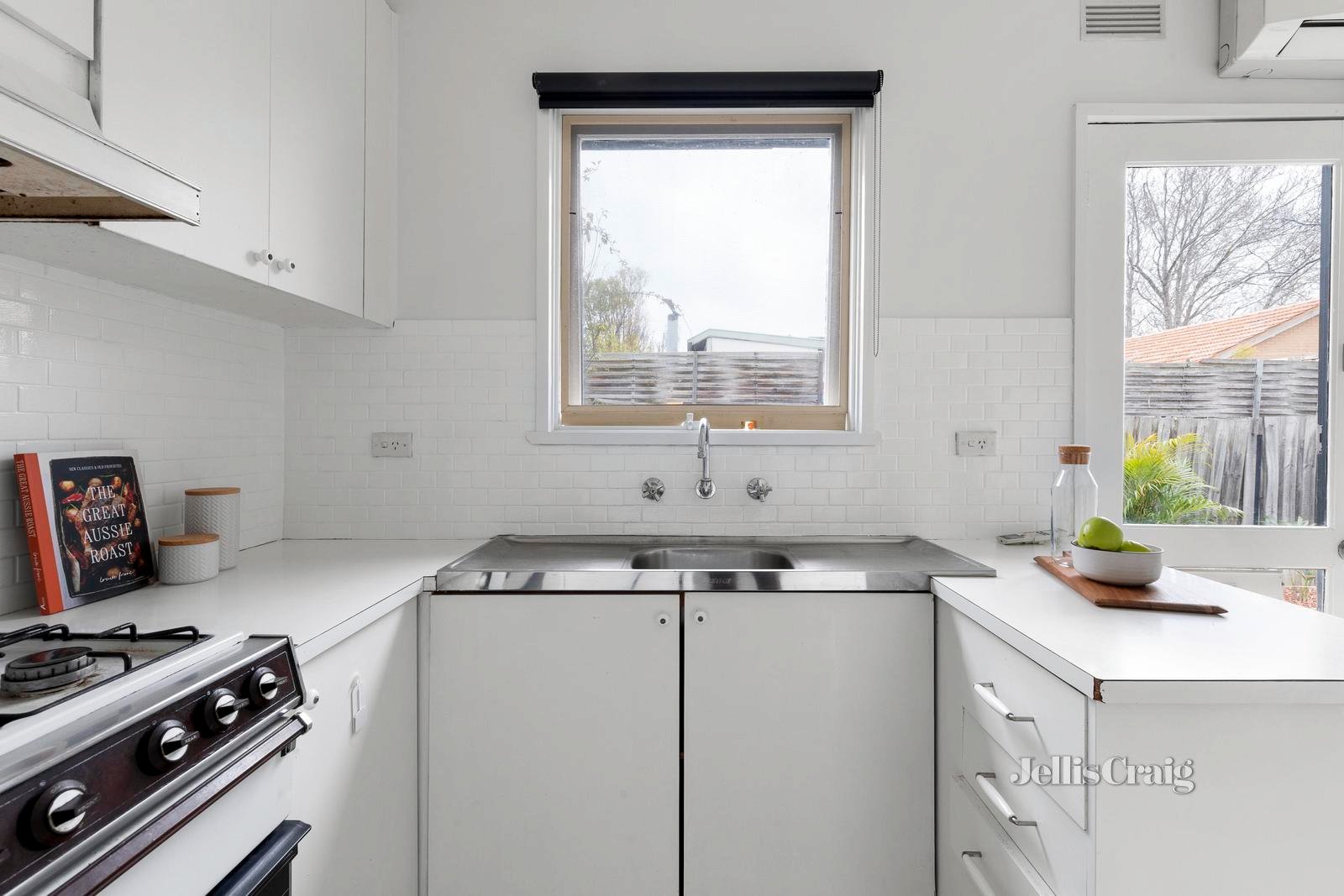 3/53 Reynard Street, Coburg image 4