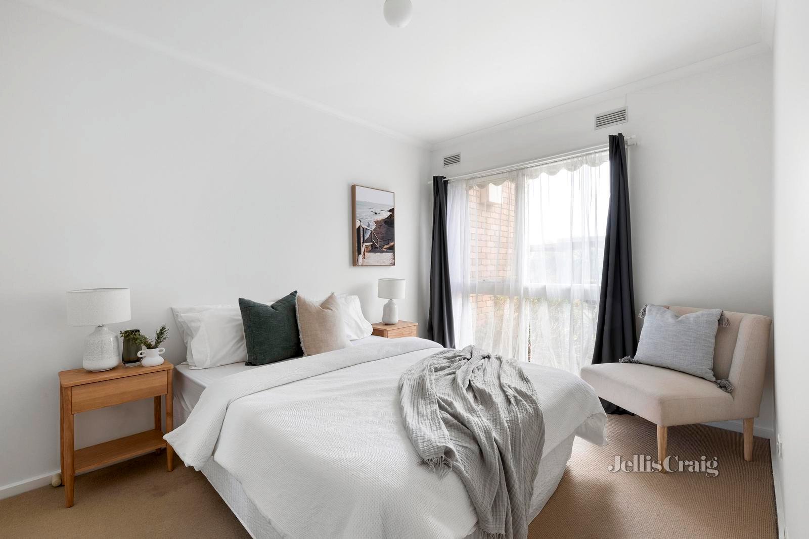 3/53 Reynard Street, Coburg image 5