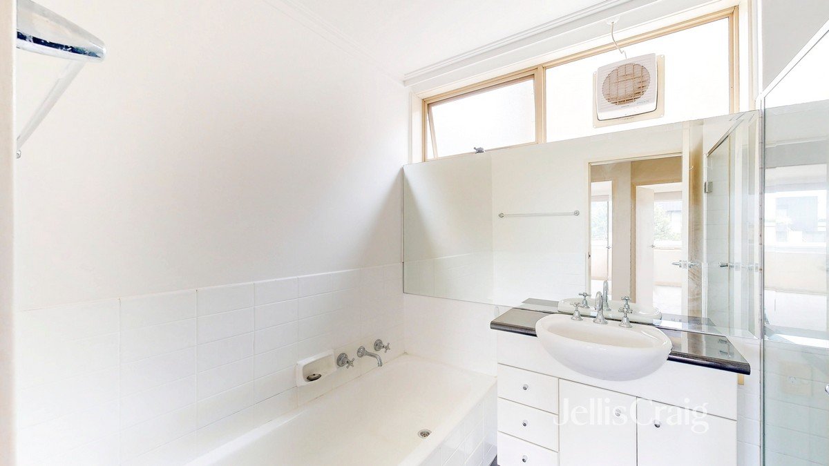 35/30 Murphy St, South Yarra image 7