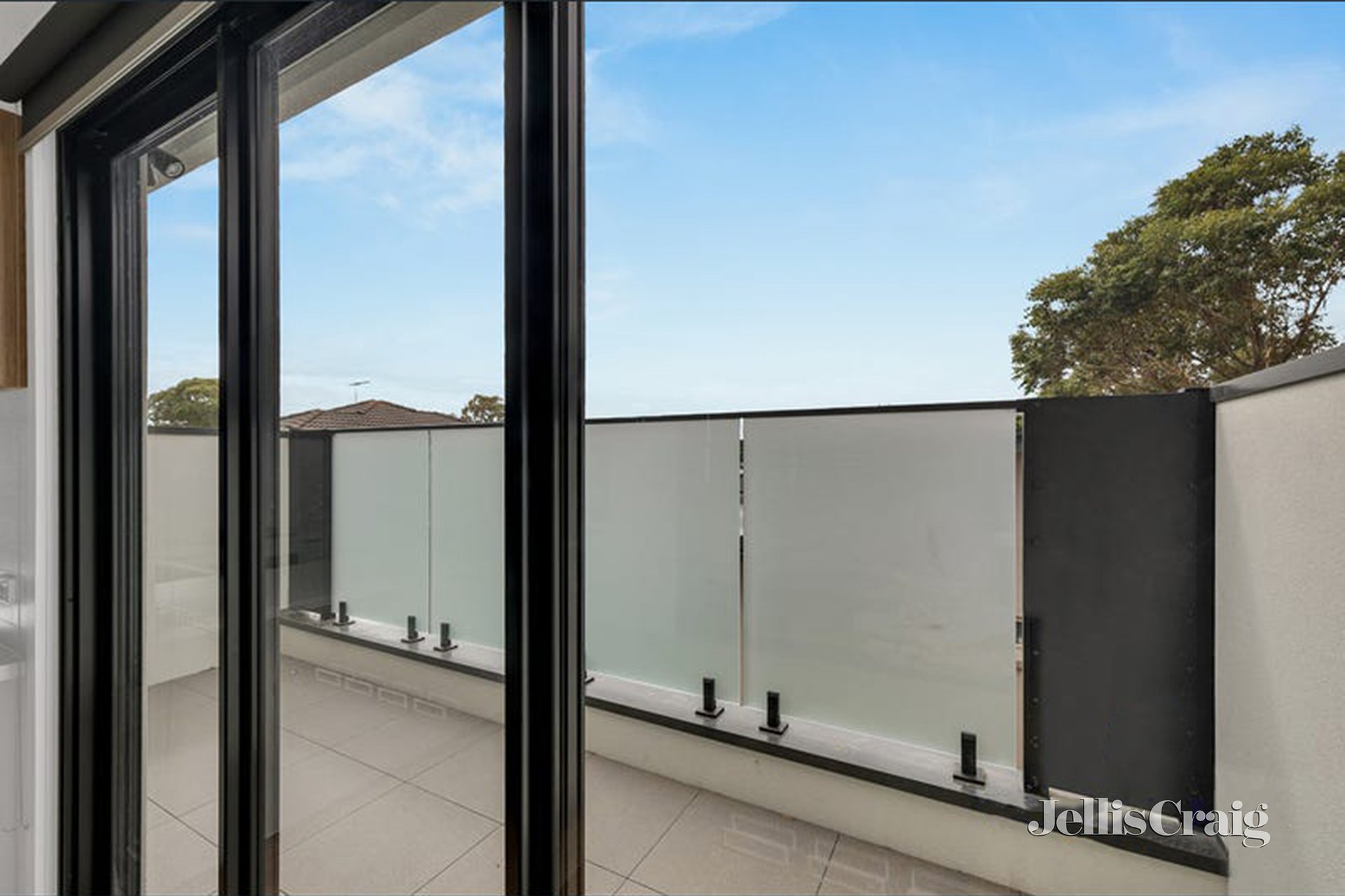 3/535 Waterdale Road, Heidelberg West image 7