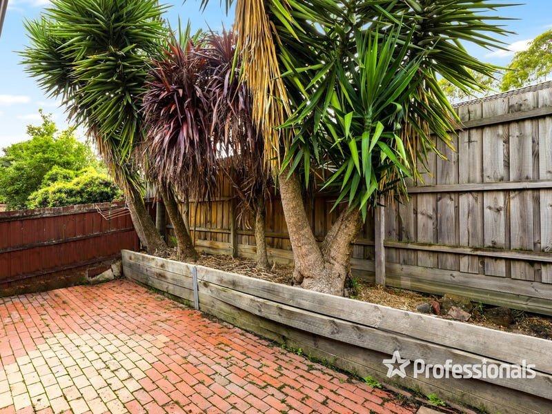 3/54 Hewish Road, Croydon image 9