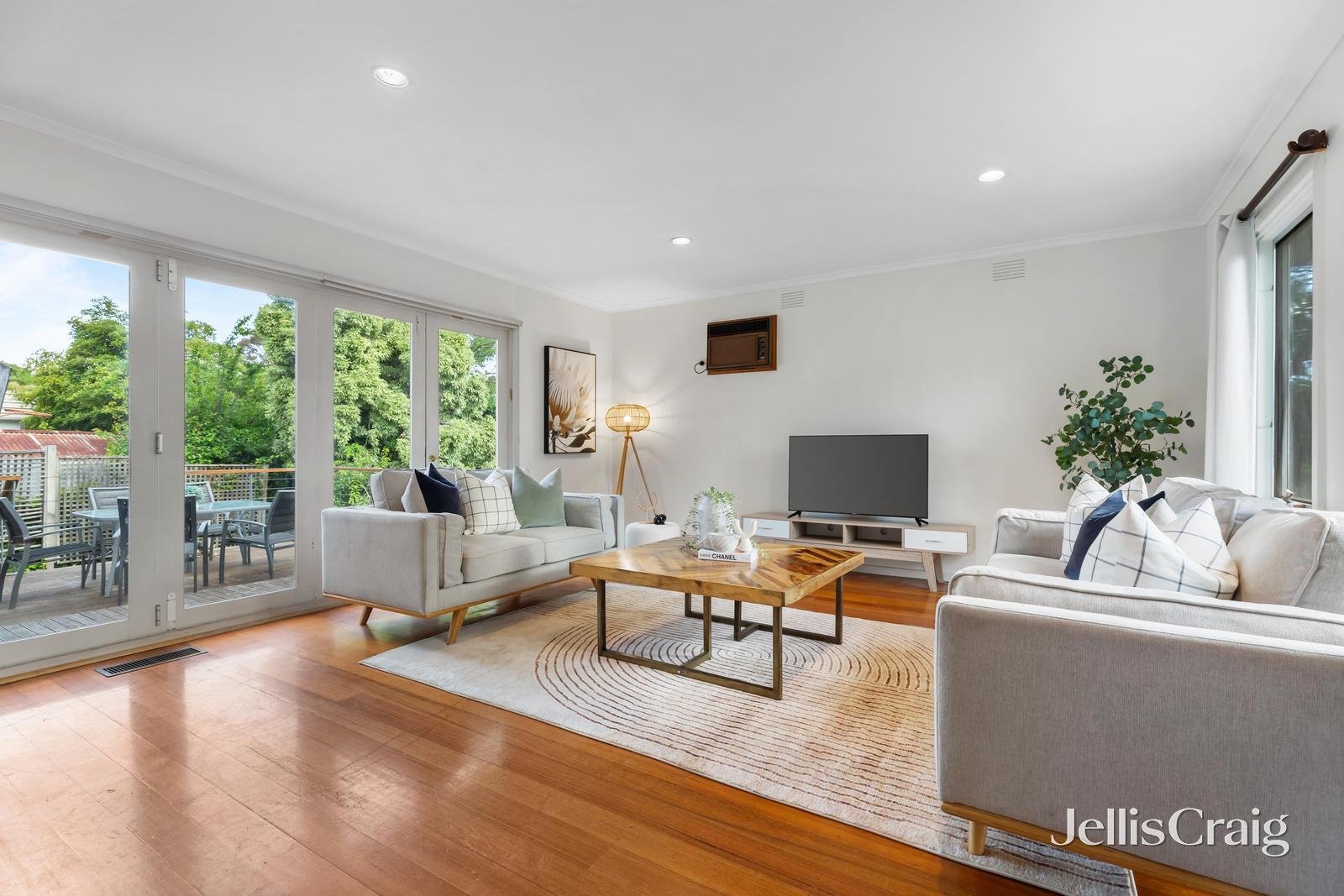 354 Highbury Road, Mount Waverley image 2