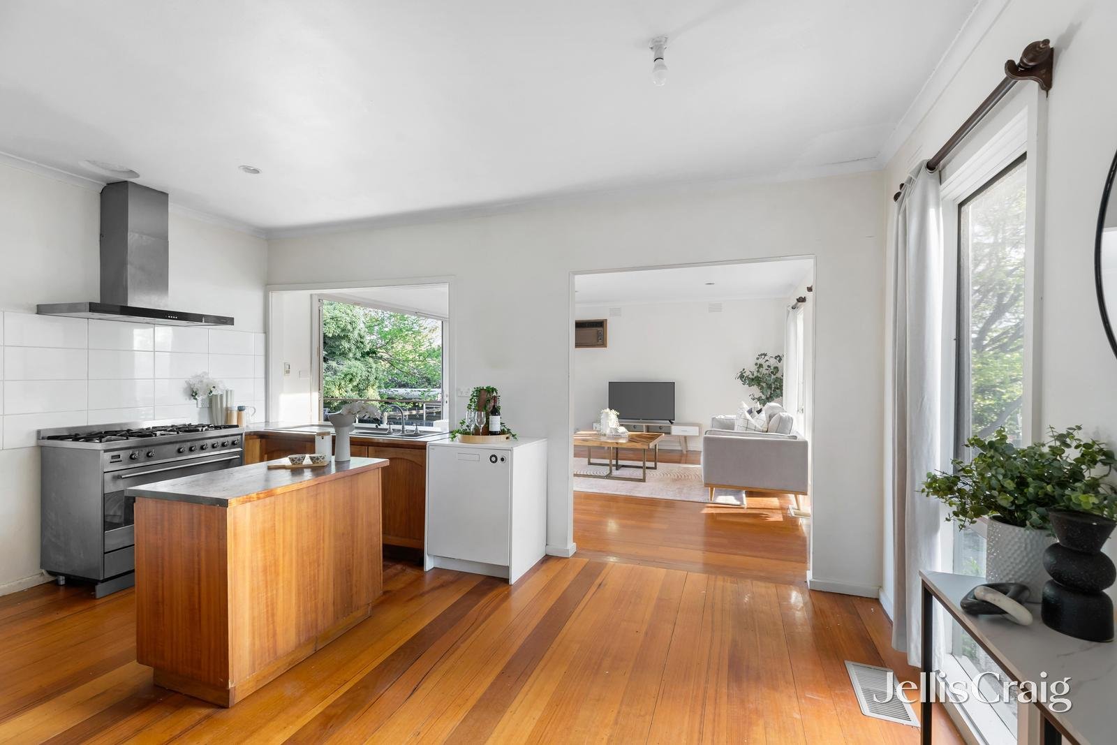 354 Highbury Road, Mount Waverley image 4