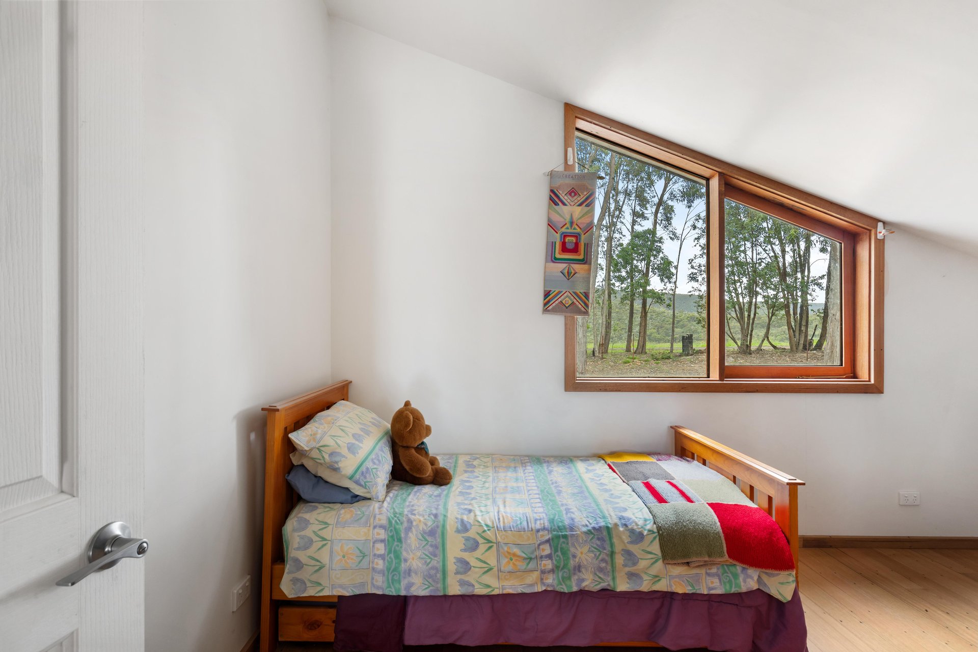 355 Chadds Creek Road, Strathewen image 11