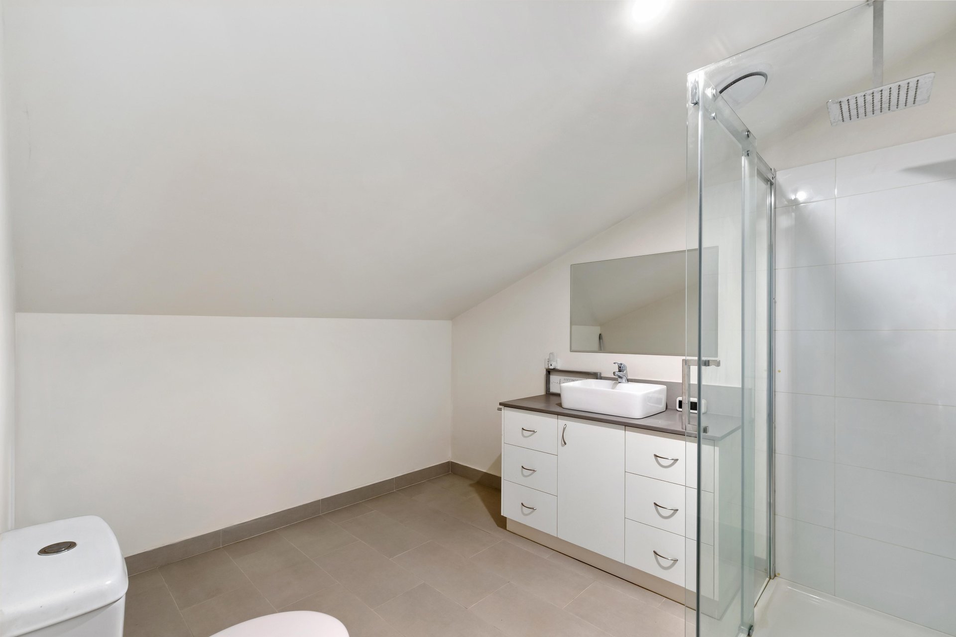 355 Chadds Creek Road, Strathewen image 13