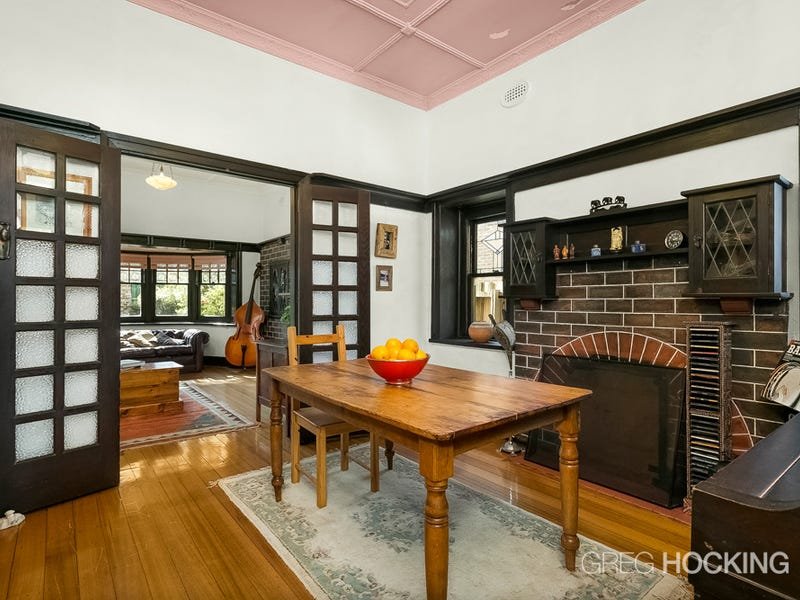 355 Nepean Highway, Brighton East image 9