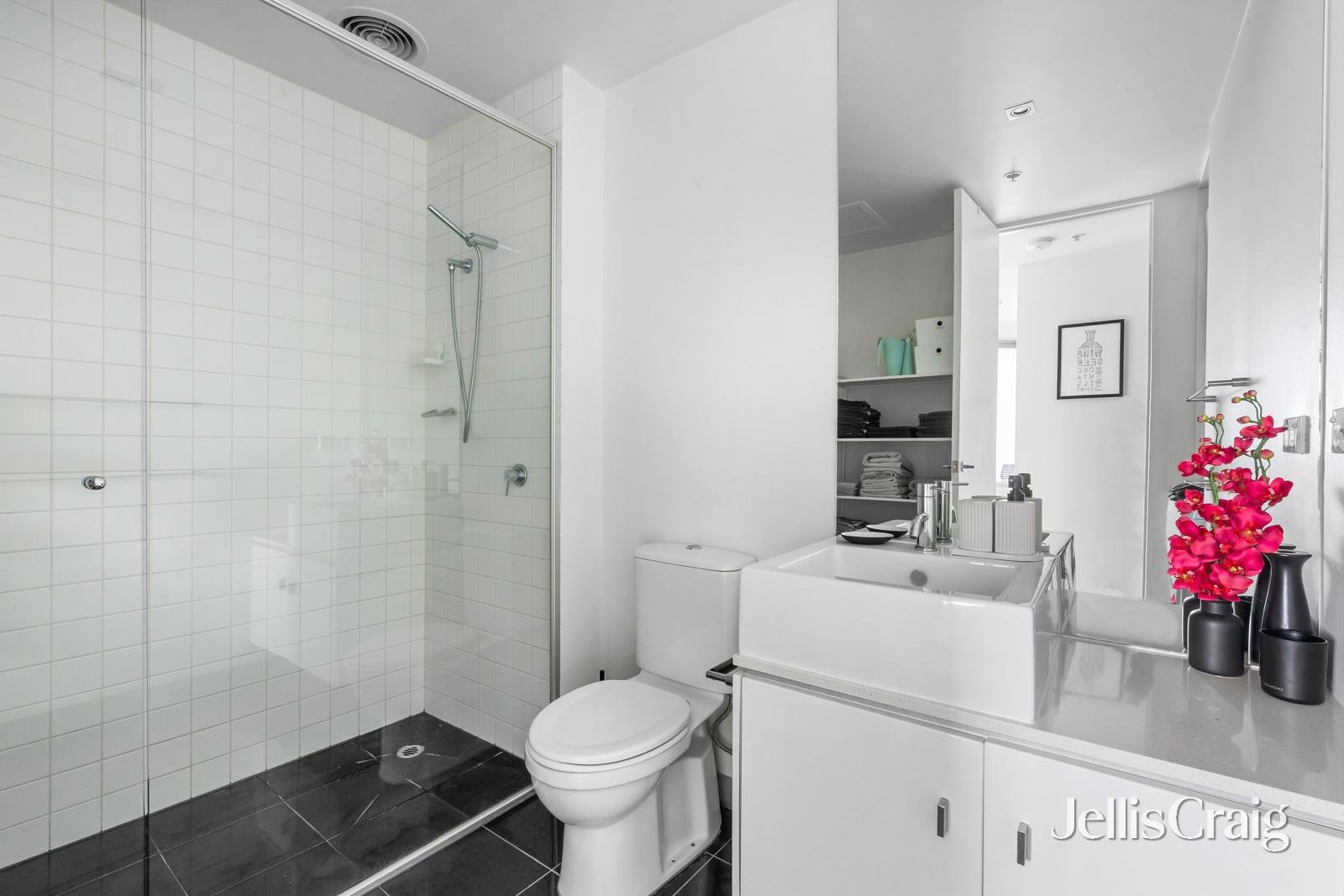 35/568 New Street, Brighton image 8