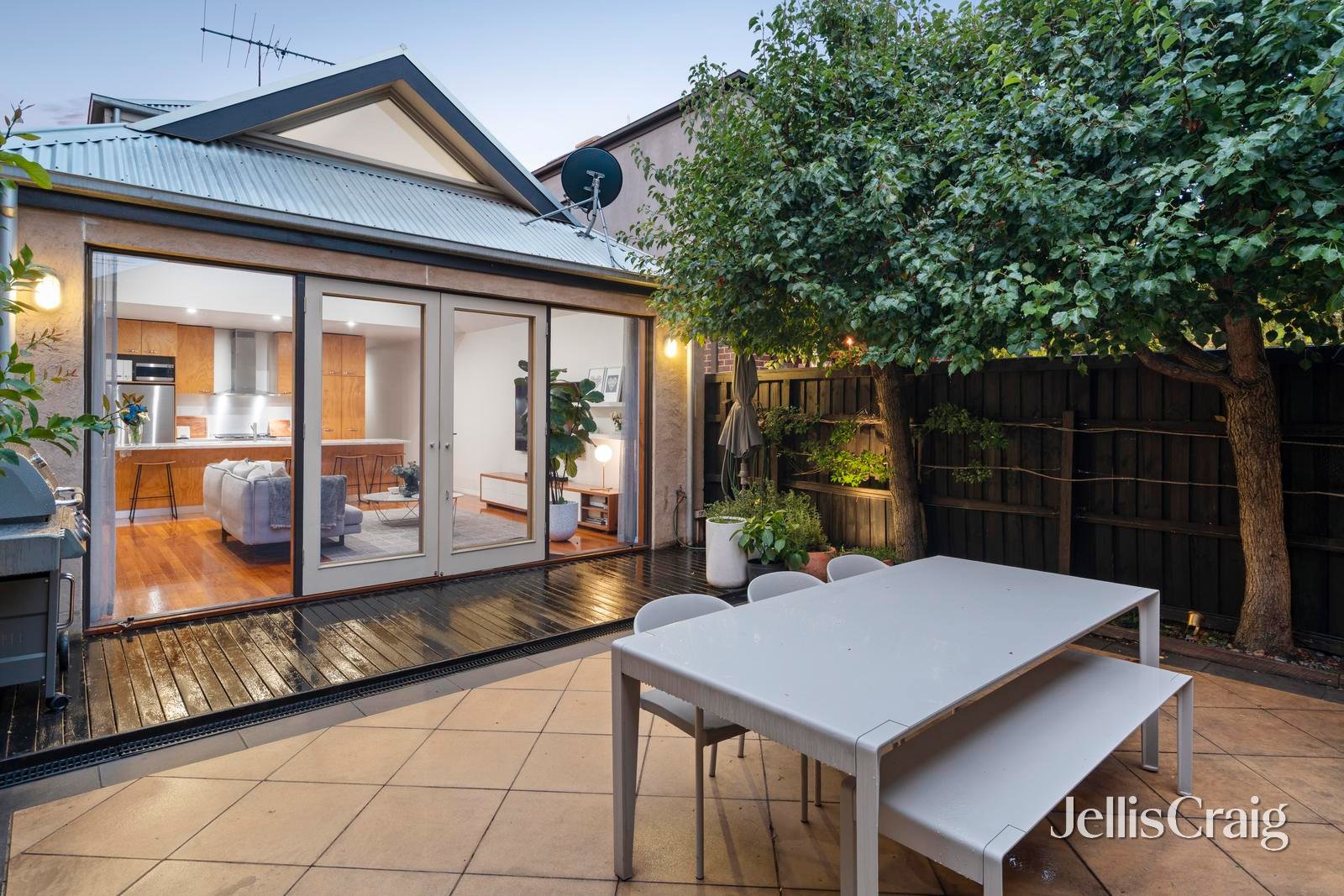 356 Barkly Street, Brunswick image 7