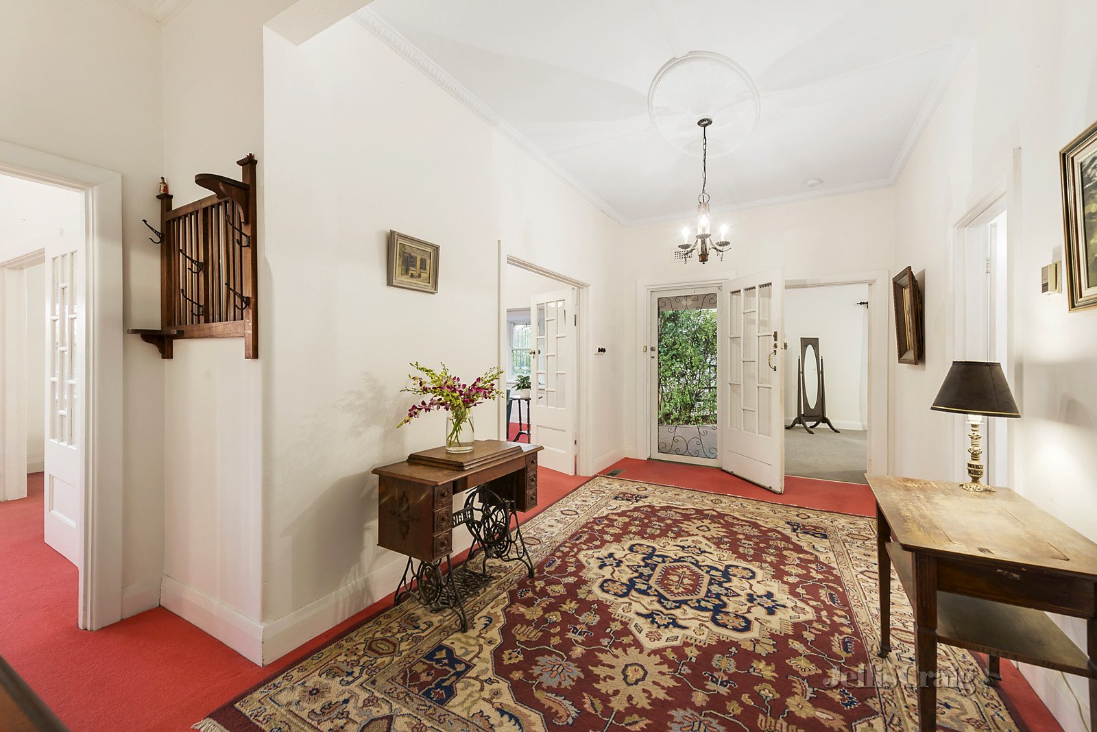 356 Burke Road, Glen Iris image 2