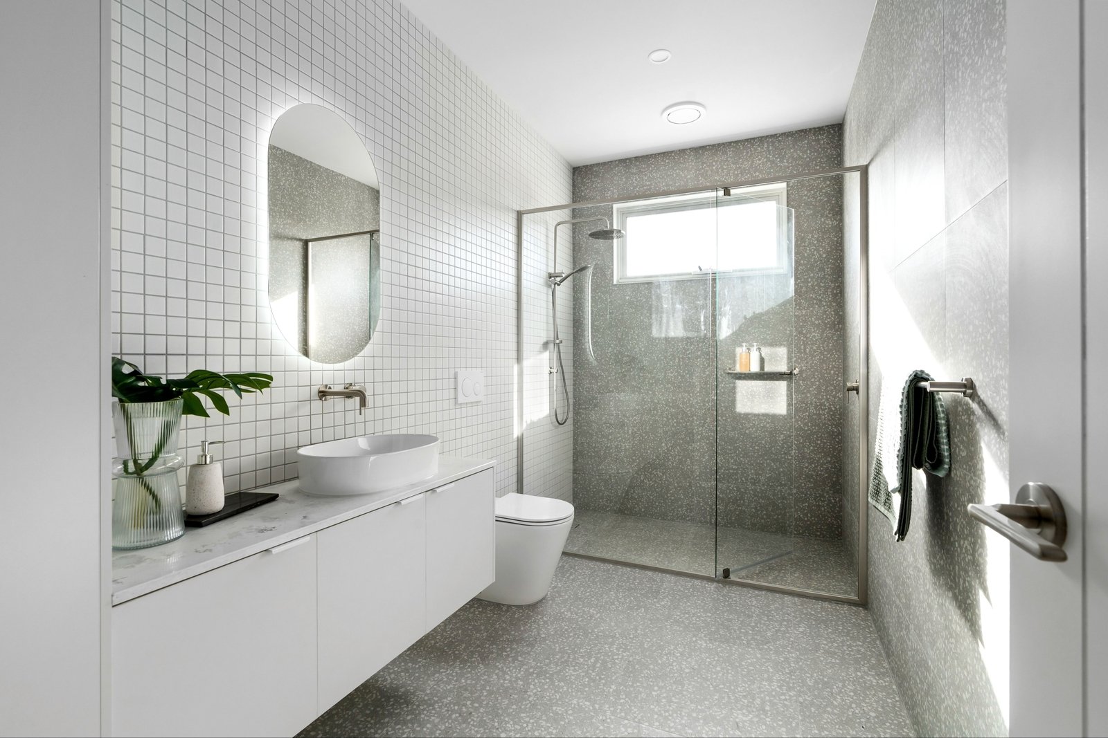 Property Gallery Thumbnail 12