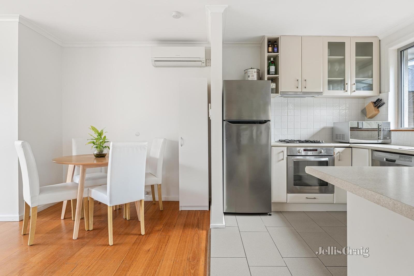 3/57 Milan Street, Mentone image 4