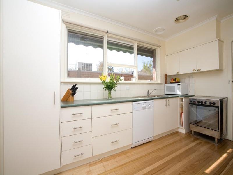 3/57 Wandsworth Road, Surrey Hills image 5