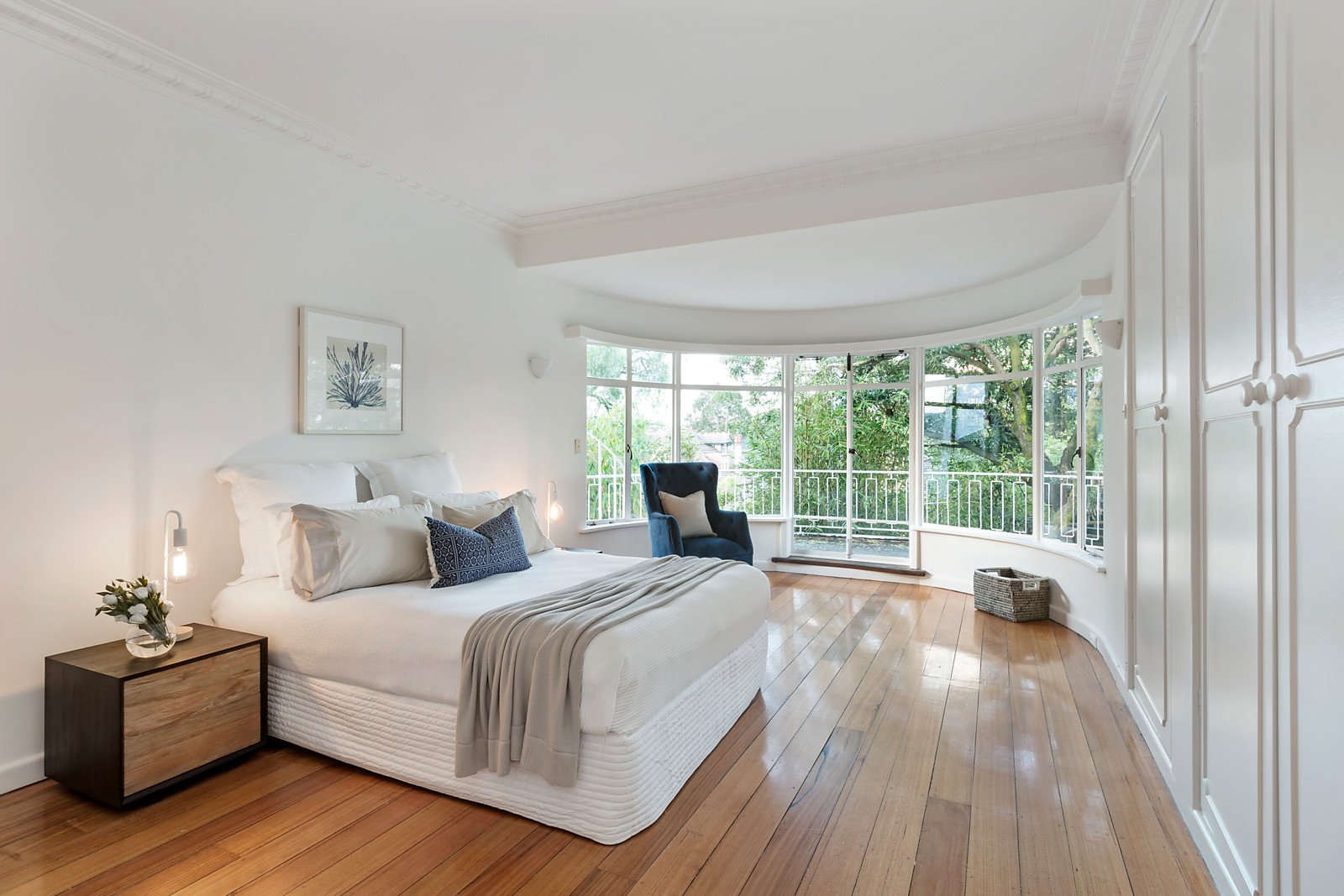 358 Barkers Road, Hawthorn image 3
