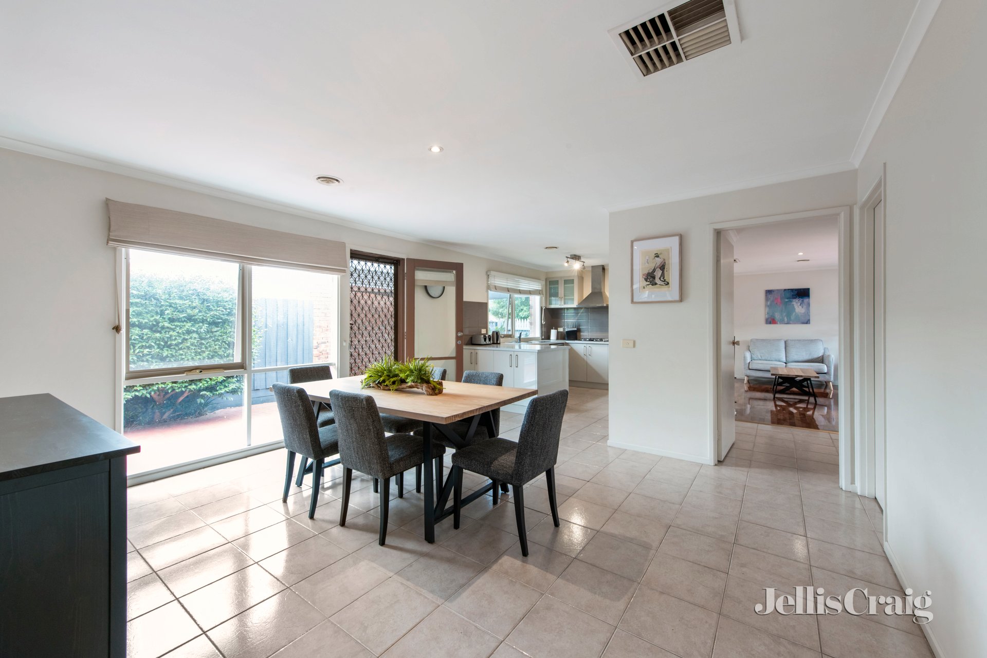 358 Findon Road, Epping image 3