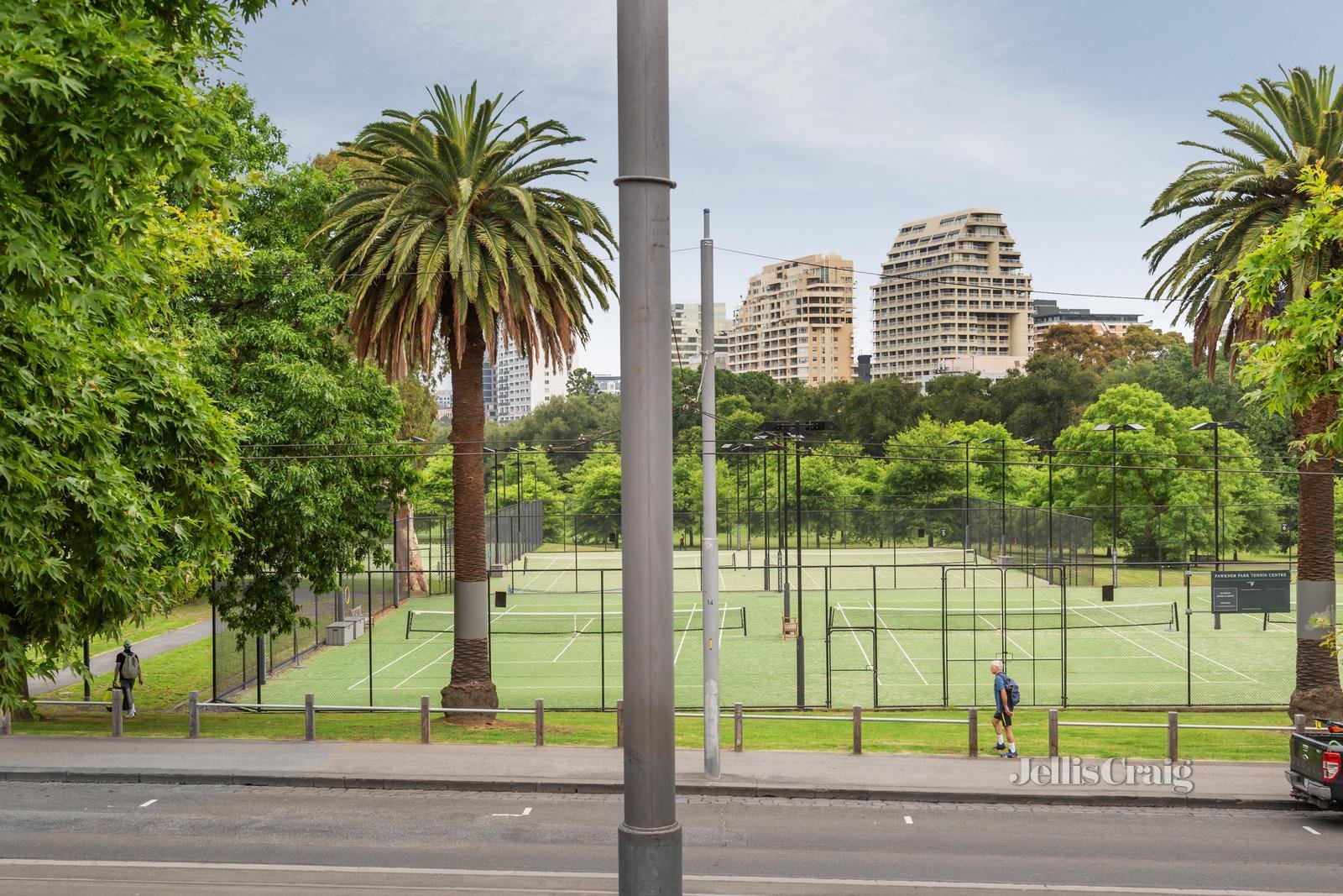 3/58 Toorak Road West, South Yarra image 8