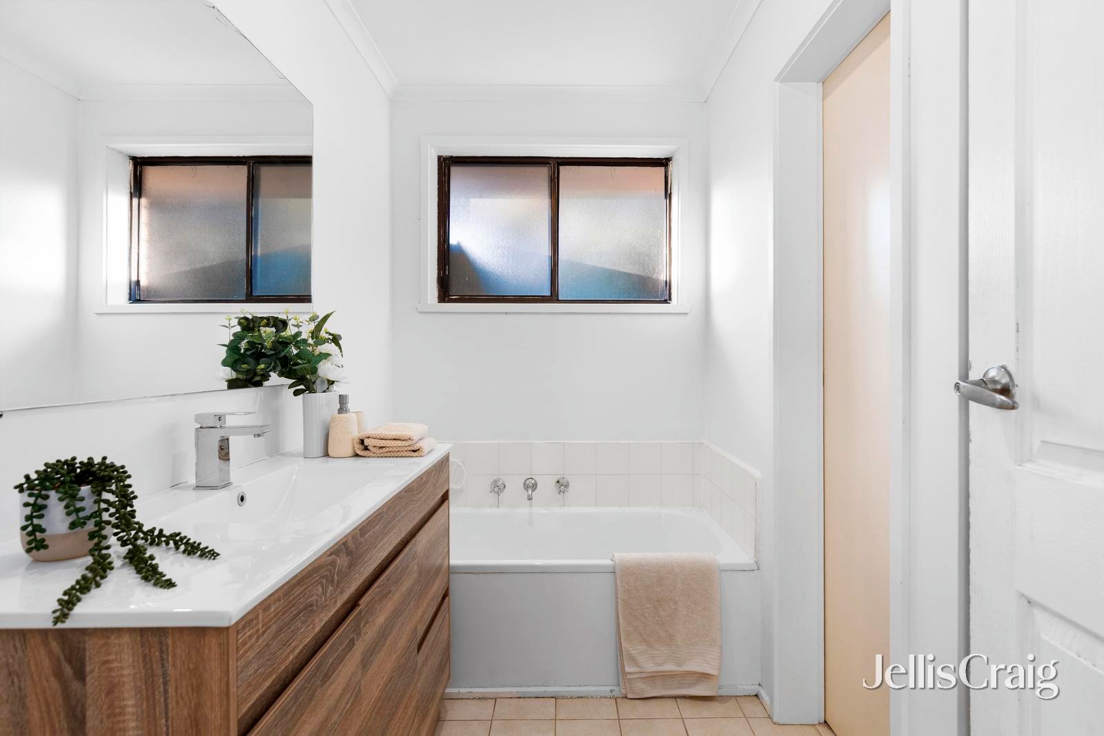 3/584 Highbury Road, Glen&nbsp;Waverley image 8