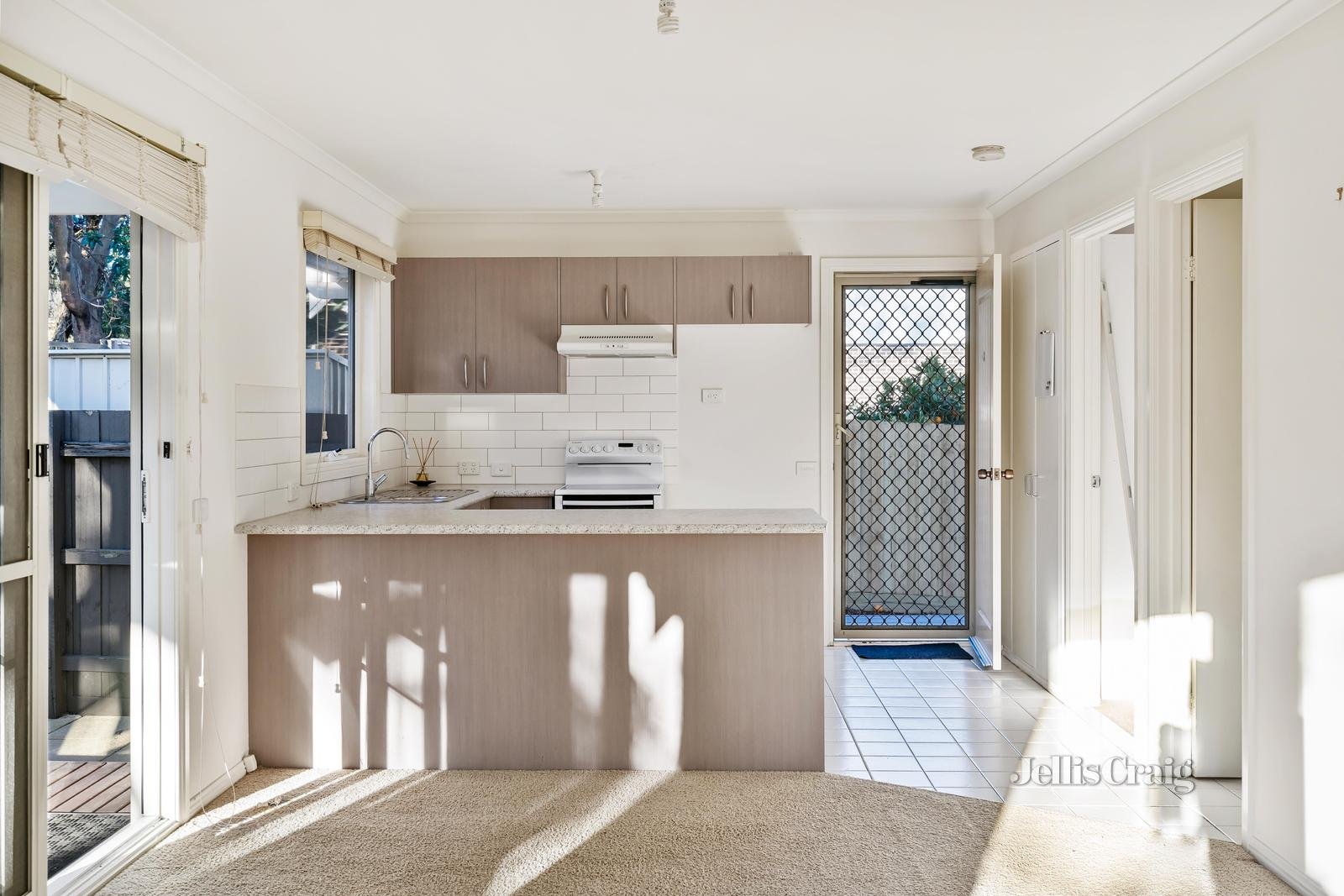 3/59 Elder Street, Watsonia image 3