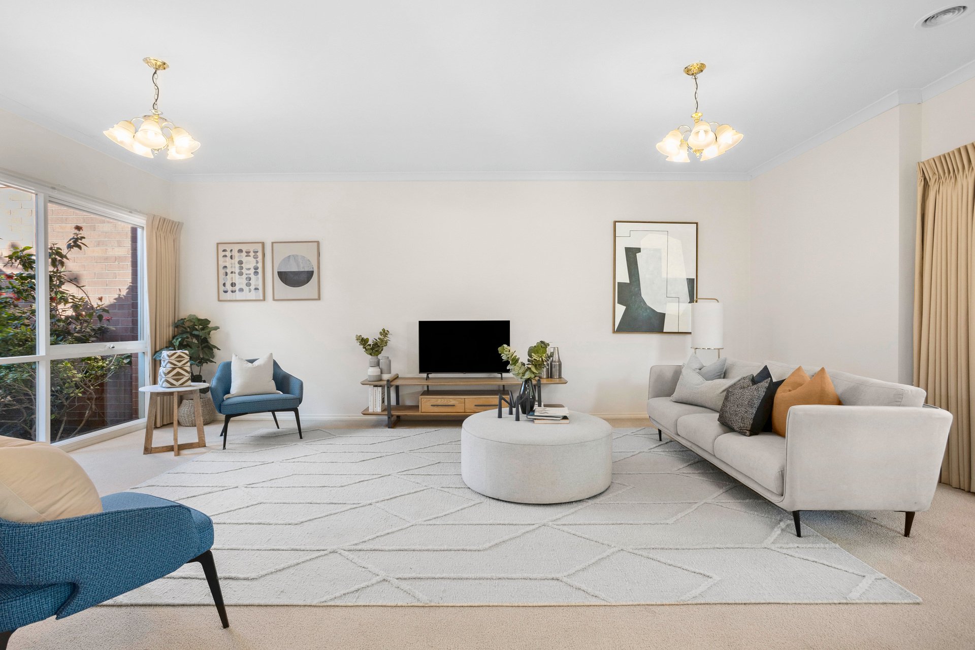 Property Gallery Thumbnail 2