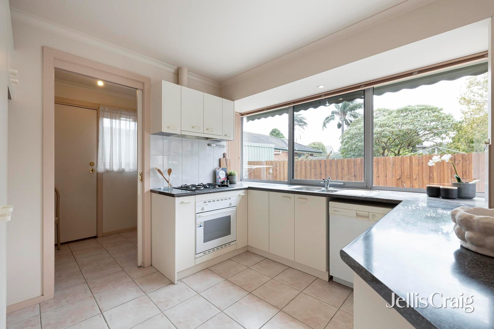 35a South Avenue, Bentleigh image 5